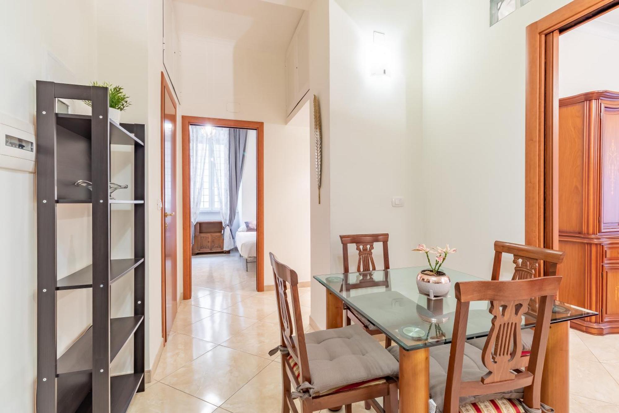 Spazioso Trastevere Apartment