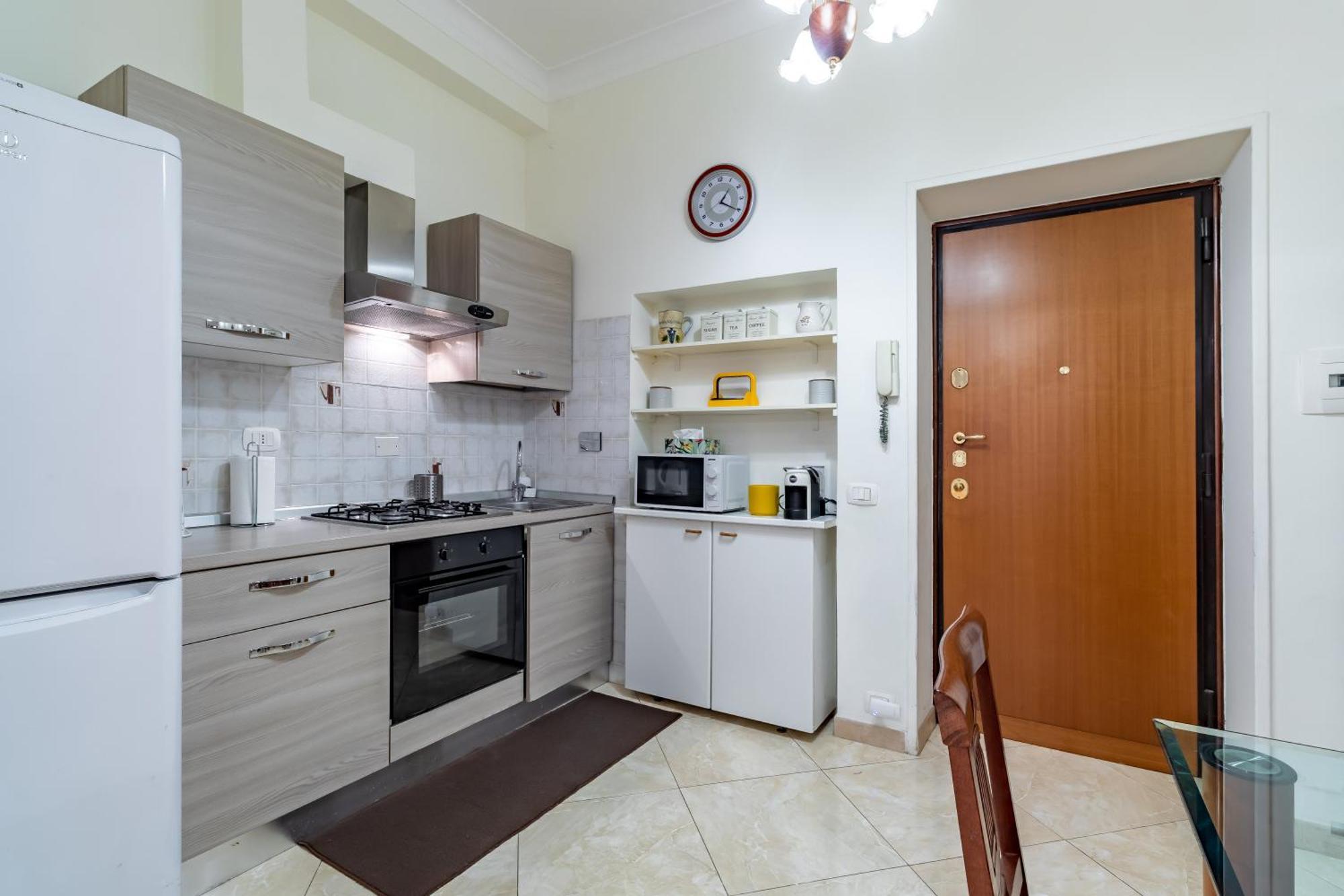 Spazioso Trastevere Apartment *