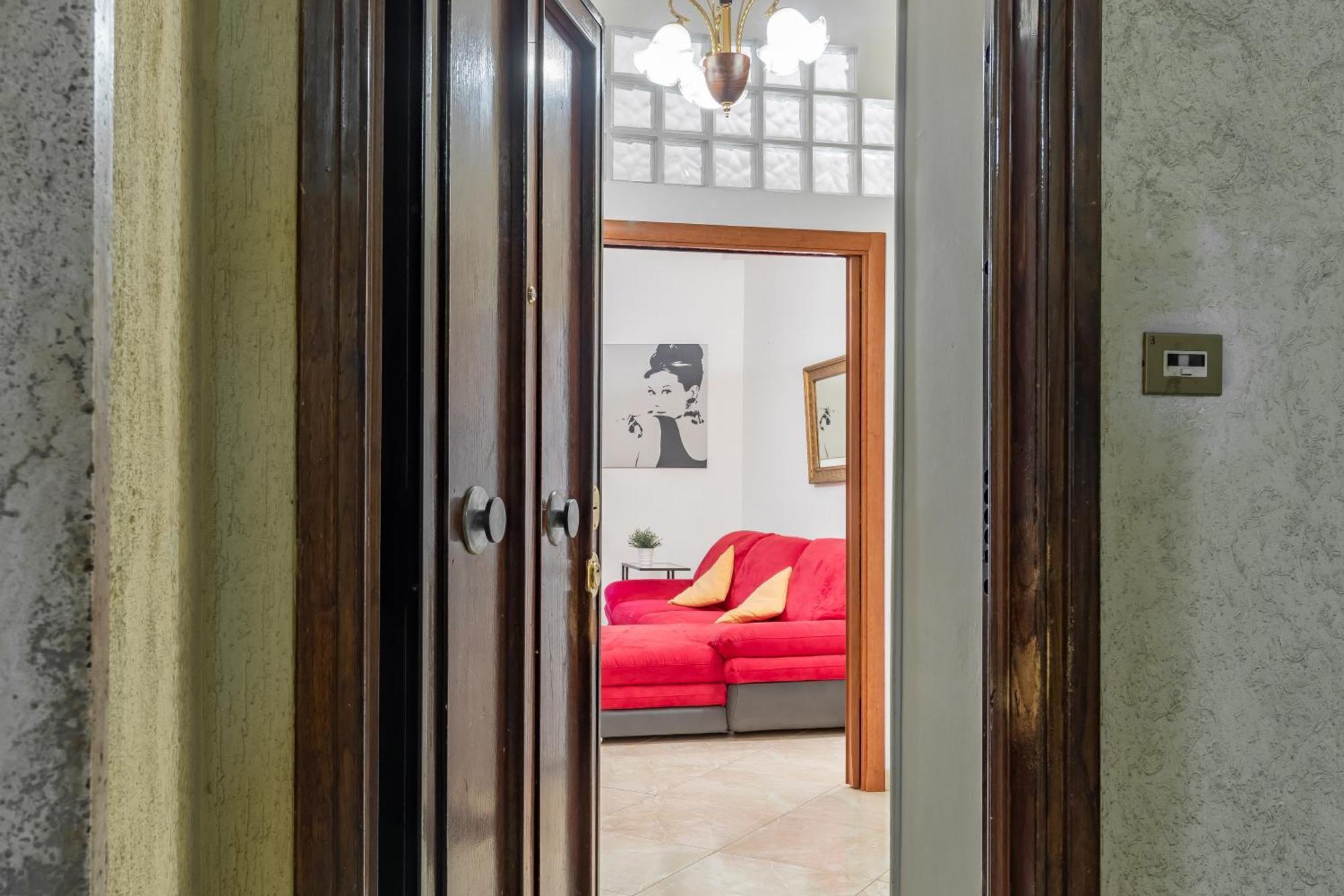 Spazioso Trastevere Apartment *