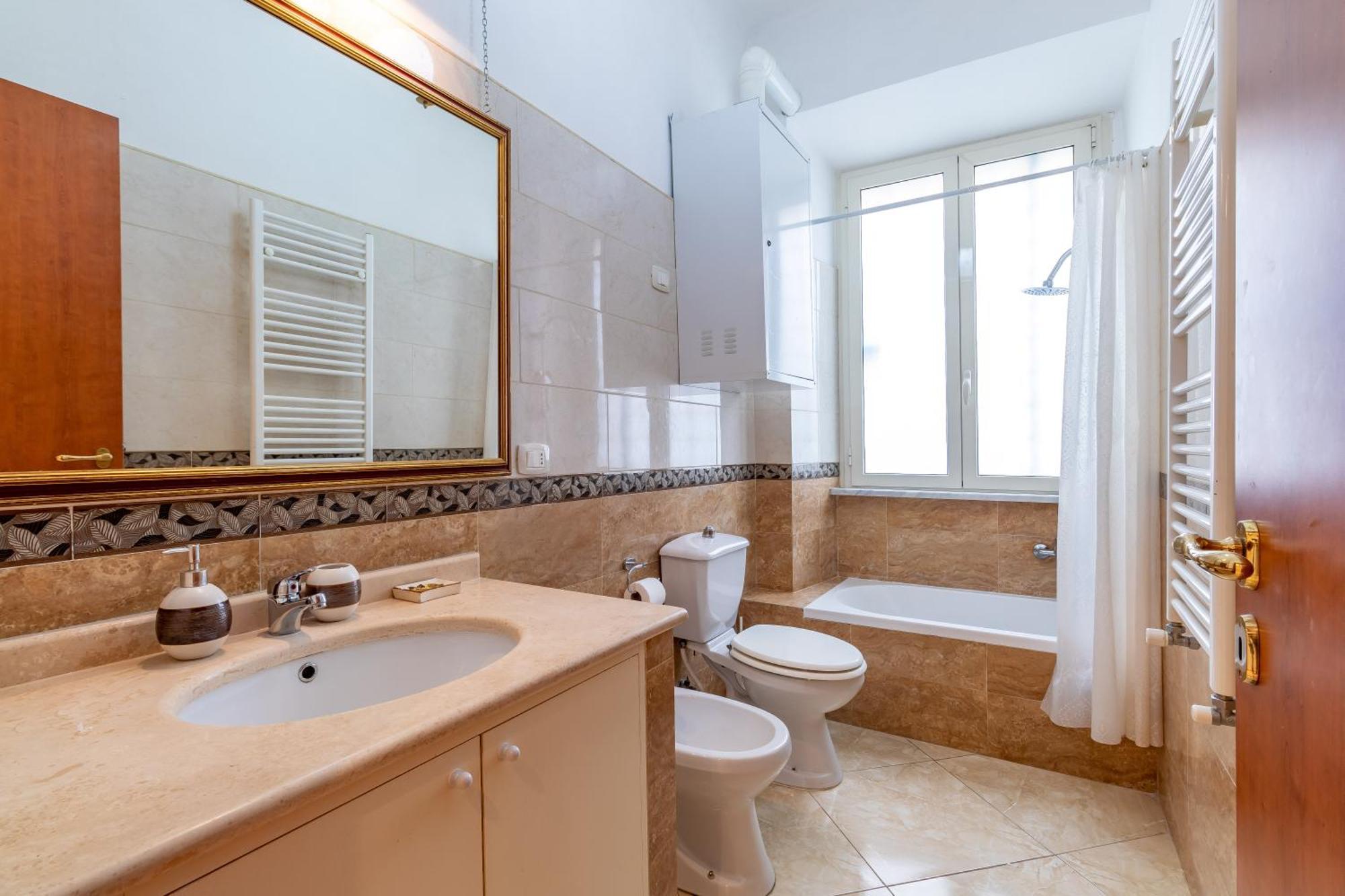 Spazioso Trastevere Apartment *